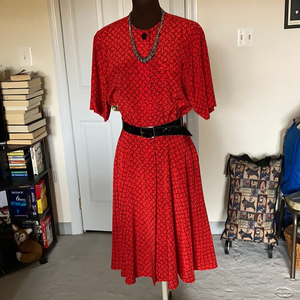 Vintage 1980s beautiful open front dress
